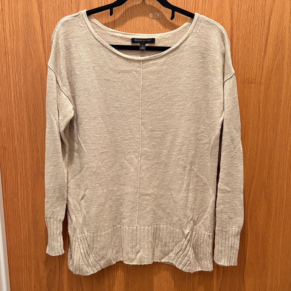 Banana Republic Light Cream Scoop Neck Knit Sweater
